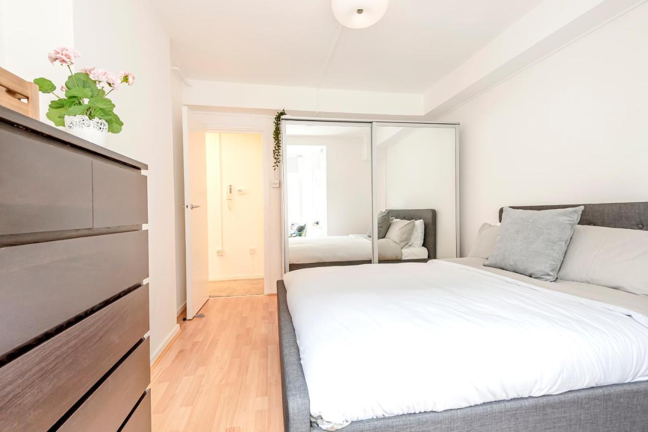 Modern One Bedroom Victoria Apartment لندن المظهر الخارجي الصورة