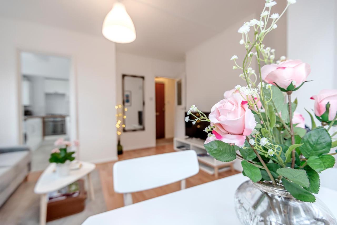 Modern One Bedroom Victoria Apartment لندن المظهر الخارجي الصورة