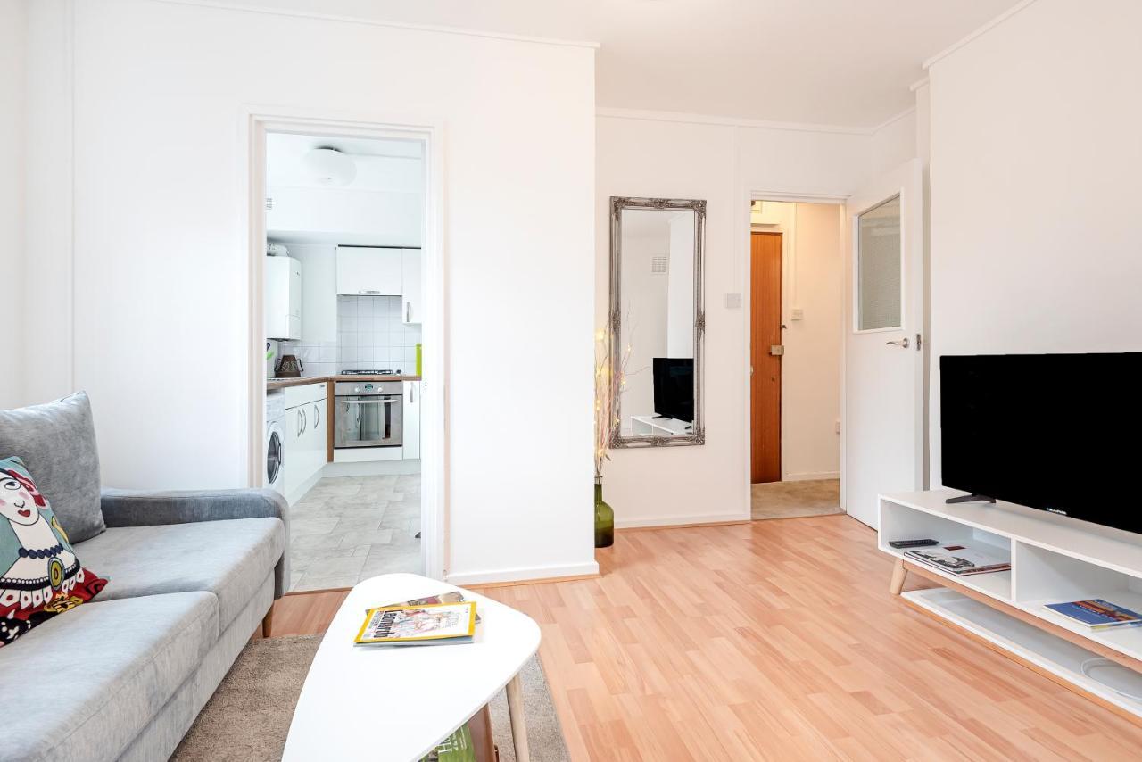 Modern One Bedroom Victoria Apartment لندن المظهر الخارجي الصورة
